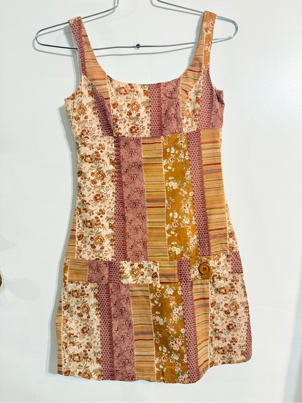 View Y2k Sleeveless Patchwork Mini Dress in Mustard & Mauve Floral size 2